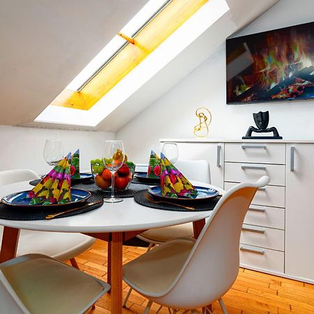 Golden River Apartment Prague Ngoại thất bức ảnh