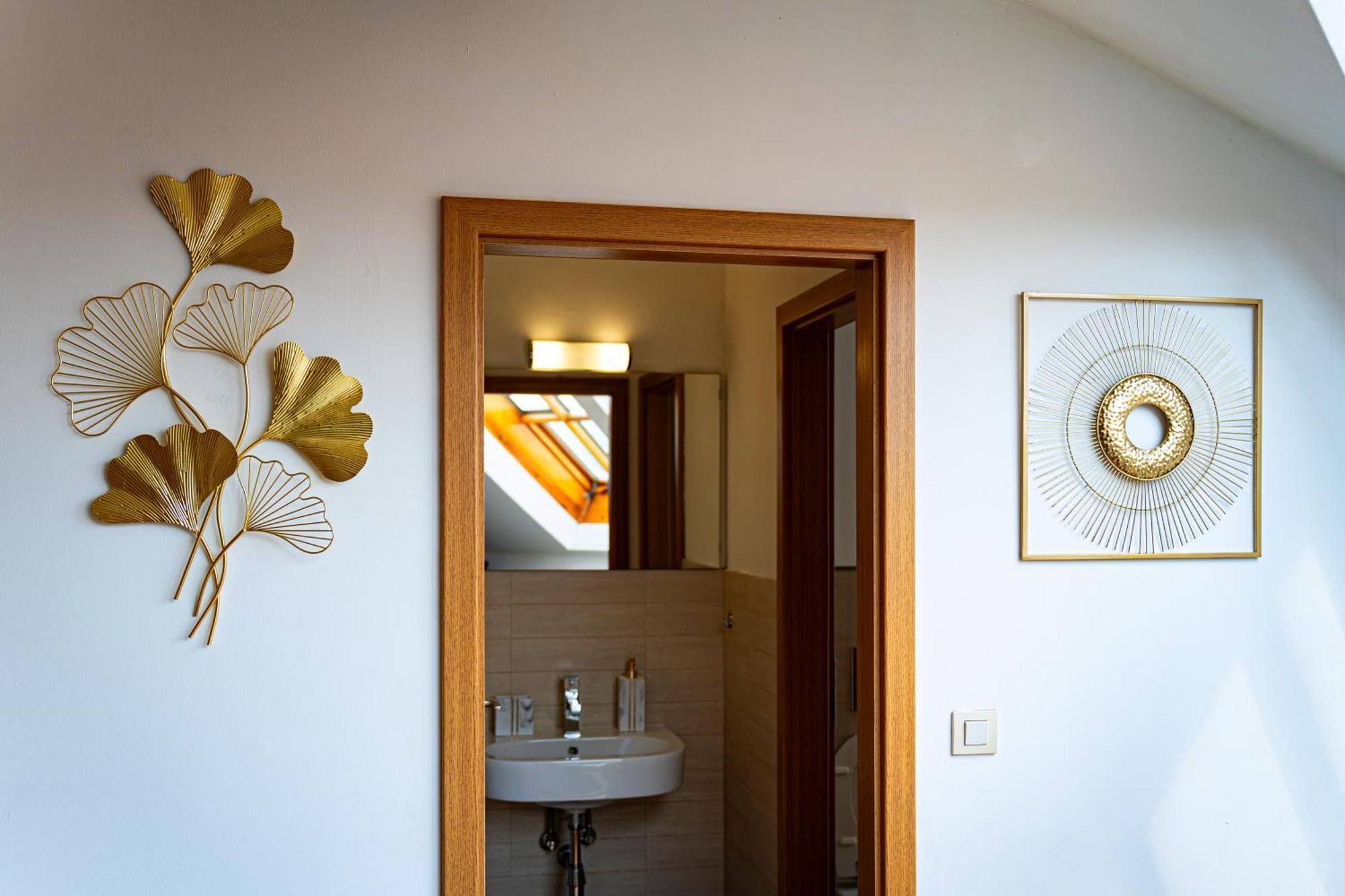 Golden River Apartment Prague Ngoại thất bức ảnh