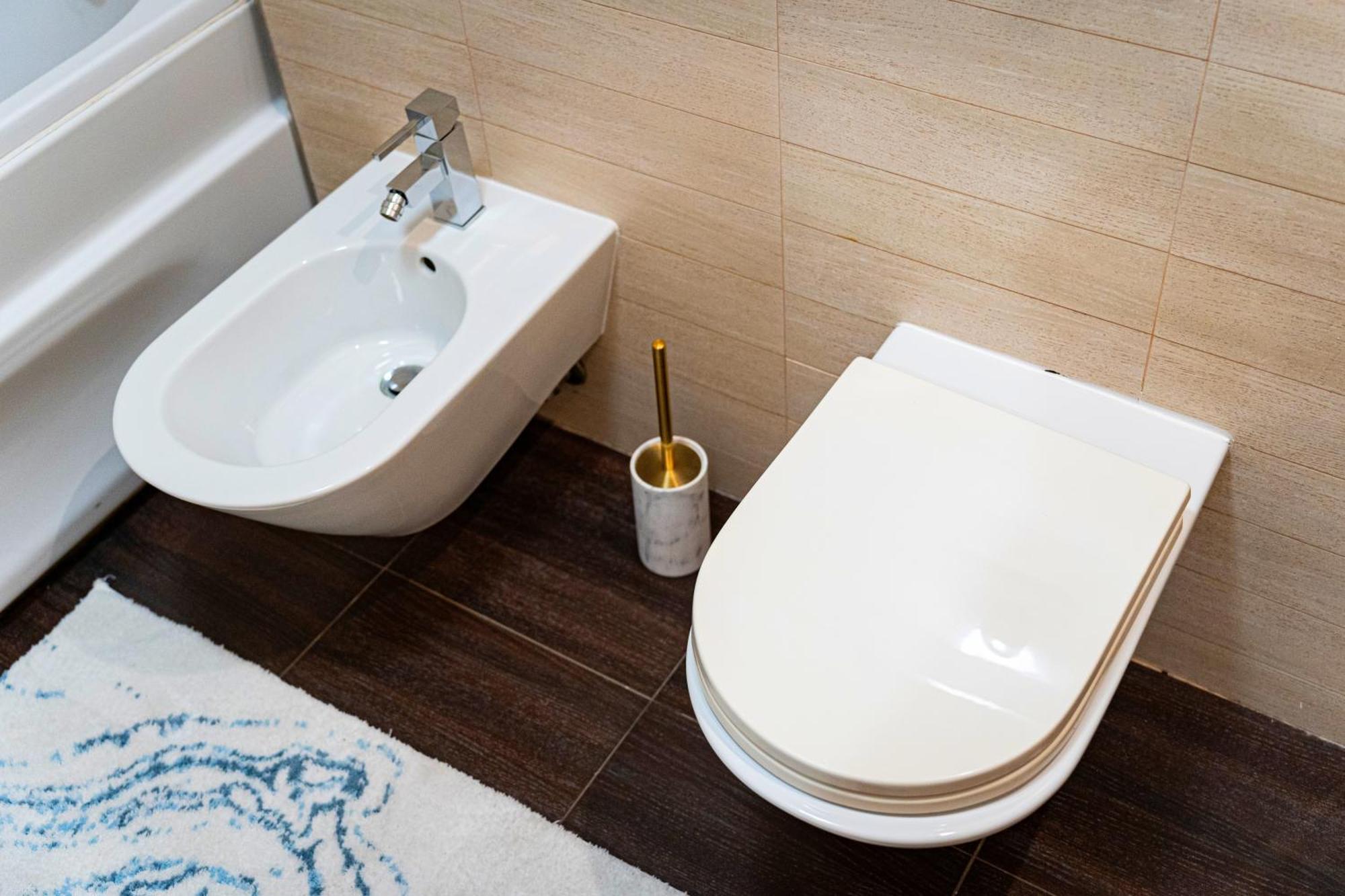 Golden River Apartment Prague Ngoại thất bức ảnh