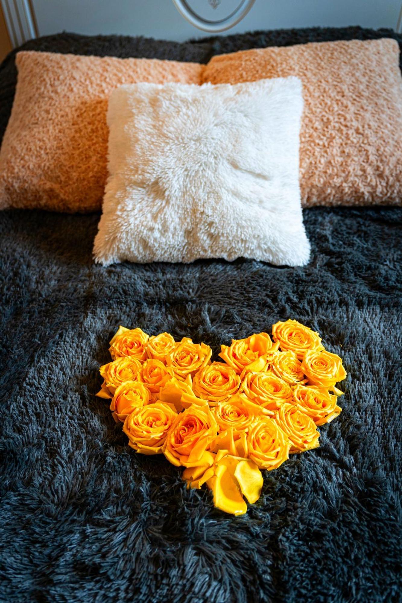 Golden River Apartment Prague Ngoại thất bức ảnh